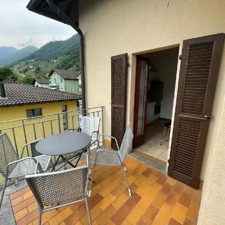 Wunderschone 45 Attikawohnung Residenz Gaggiole * 고르돌라